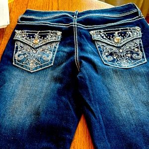 Apt 9 boot cut from Kohl’s rhinestone studs front pockets with a little stretch